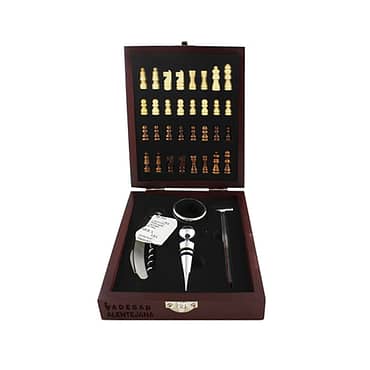 Kit Para Vinho com Jogo de Xadrez Personalizado 11