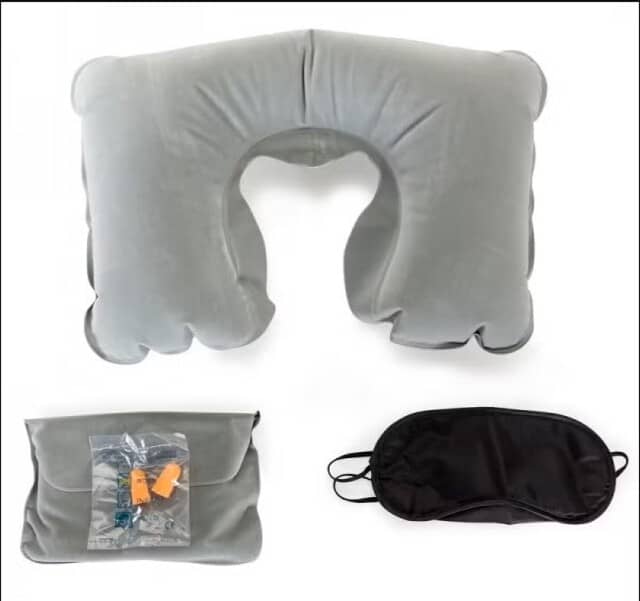 kit viagem com travesseiro para pescoço, mascara para dormir e tampoes de ouvido